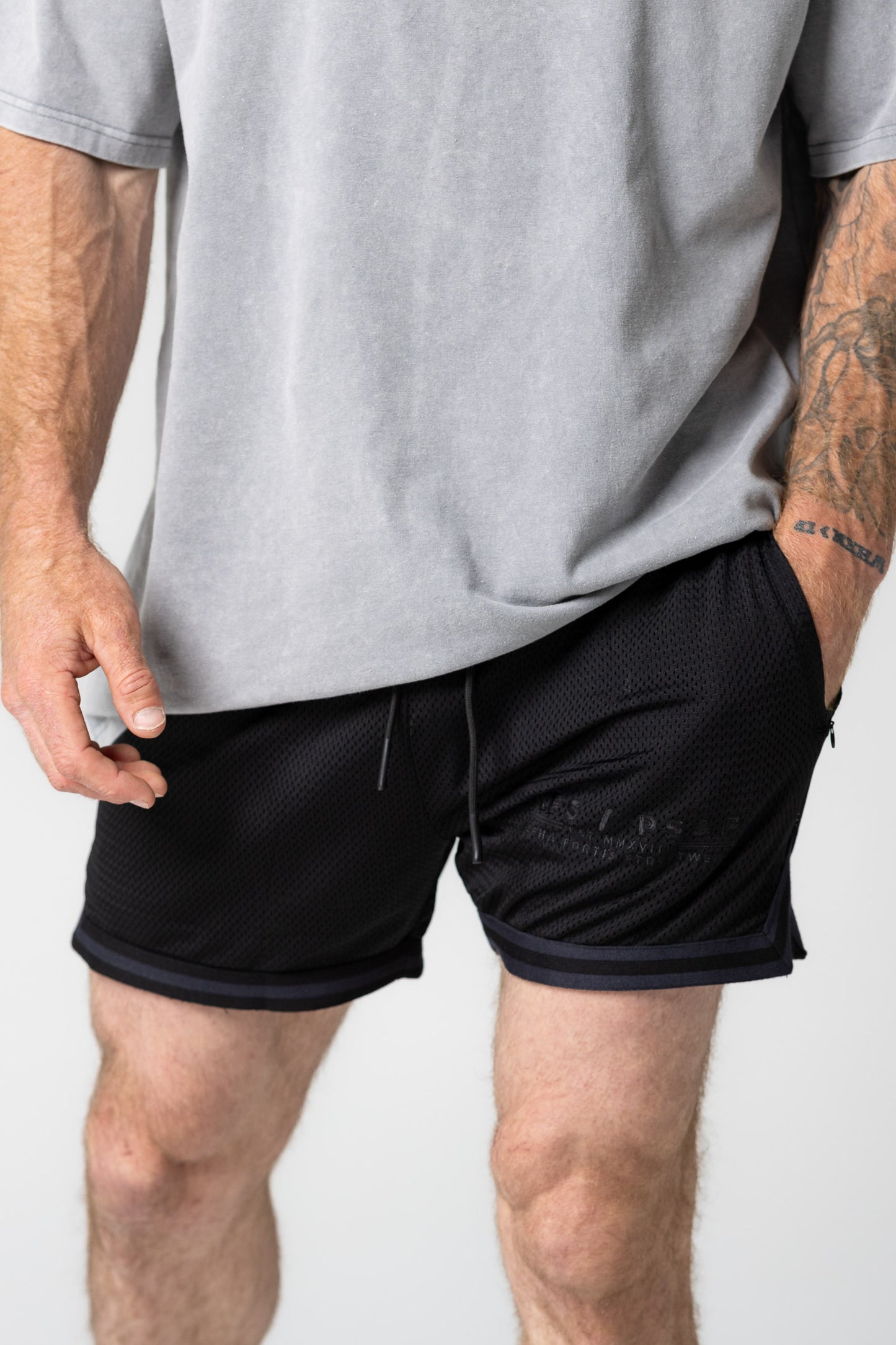 Unbounded Basketball Shorts R2